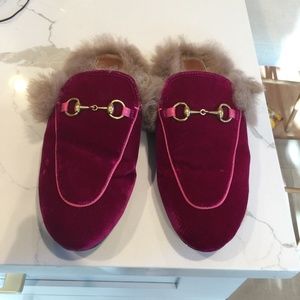 VELVET GUCCI MULES